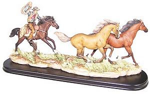 AF0001 - Cowboy Lassooing Horses 46cm Long