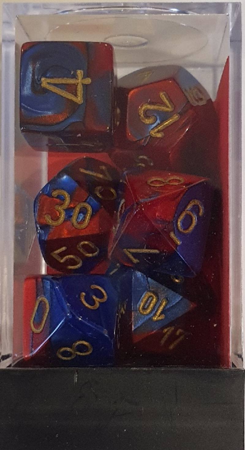 Gemini Blue-Red w/gold Polyhedral 7-Die Set
